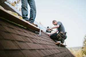 Local Roofers in Norvelt, PA